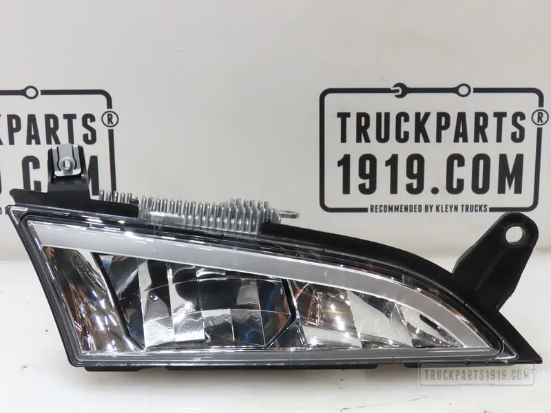 Scania 2948554 grille - Feu anti-brouillard pour Camion: photos 1 Scania 2948554 grille - Feu anti-brouillard pour Camion: photos 1