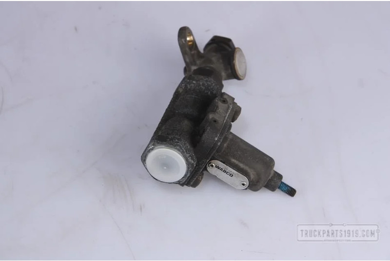 Volvo Compressed Air System Overstroomklep VOLVO FH - Valve pour Camion: photos 1 Volvo Compressed Air System Overstroomklep VOLVO FH - Valve pour Camion: photos 1