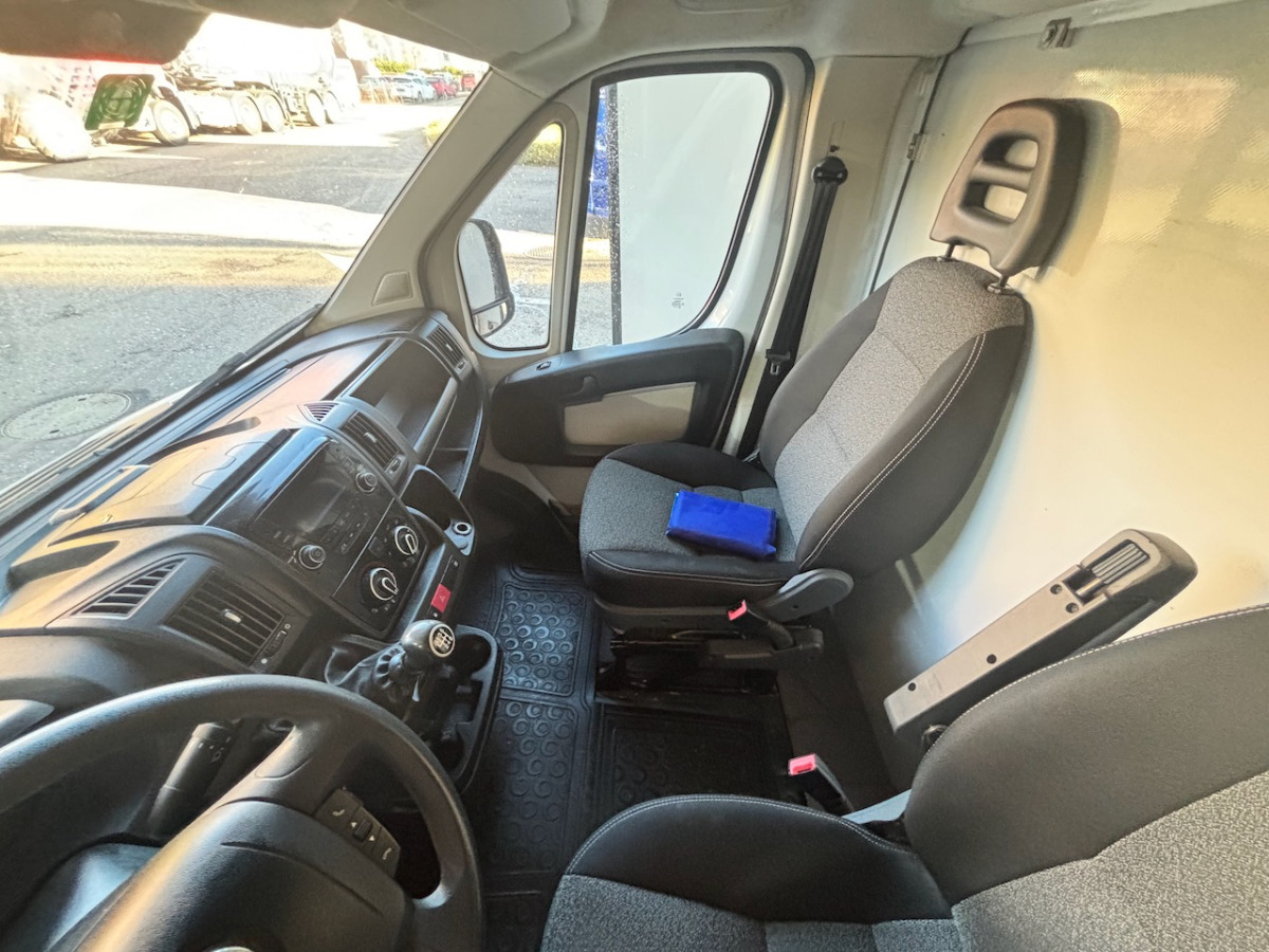 FIAT Ducato 2.3MJ - Véhicule utilitaire frigorifique: photos 5 FIAT Ducato 2.3MJ - Véhicule utilitaire frigorifique: photos 5