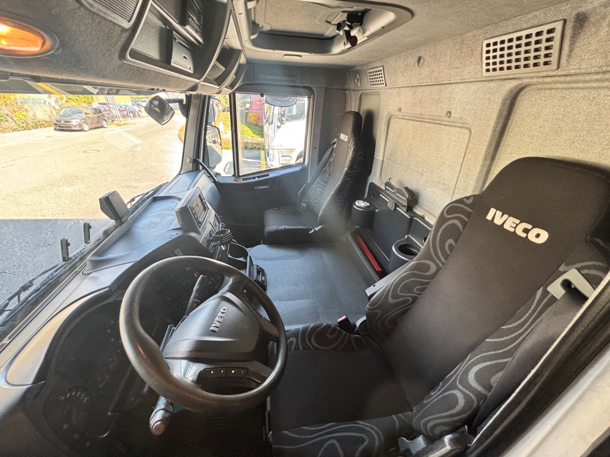 IVECO 190S42 Stralis - Camion frigorifique: photos 4 IVECO 190S42 Stralis - Camion frigorifique: photos 4