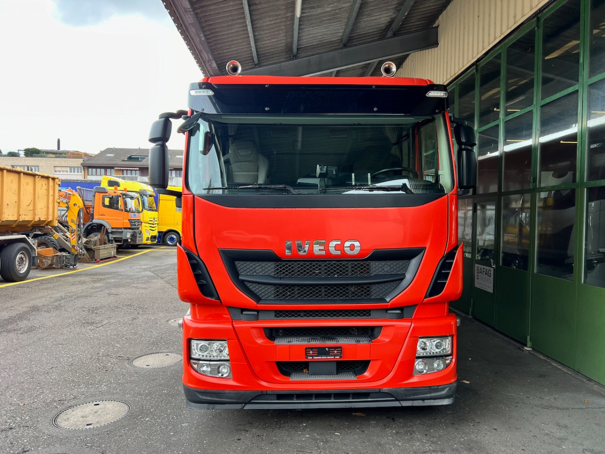 IVECO 260S42 Stralis - Camion fourgon: photos 3 IVECO 260S42 Stralis - Camion fourgon: photos 3