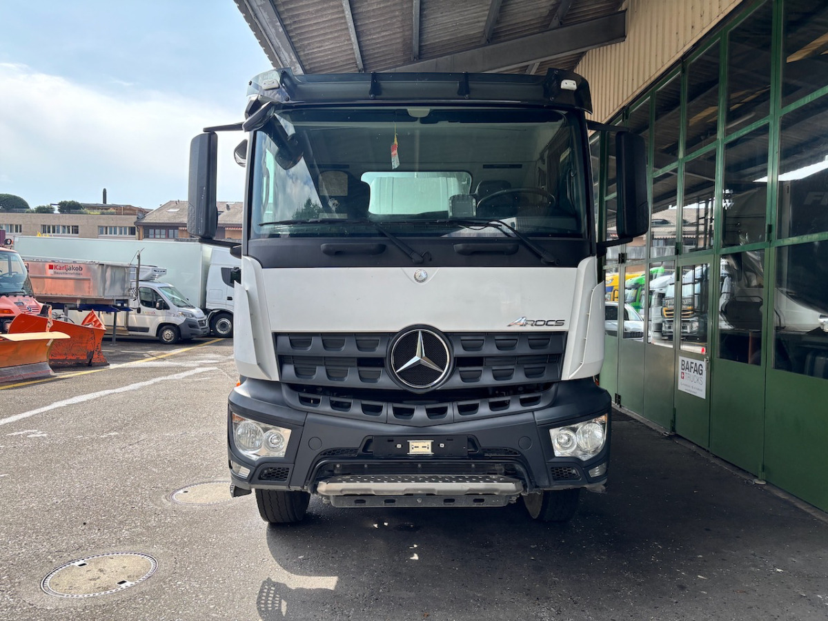 MERCEDES 3243 - Camion malaxeur: photos 3 MERCEDES 3243 - Camion malaxeur: photos 3