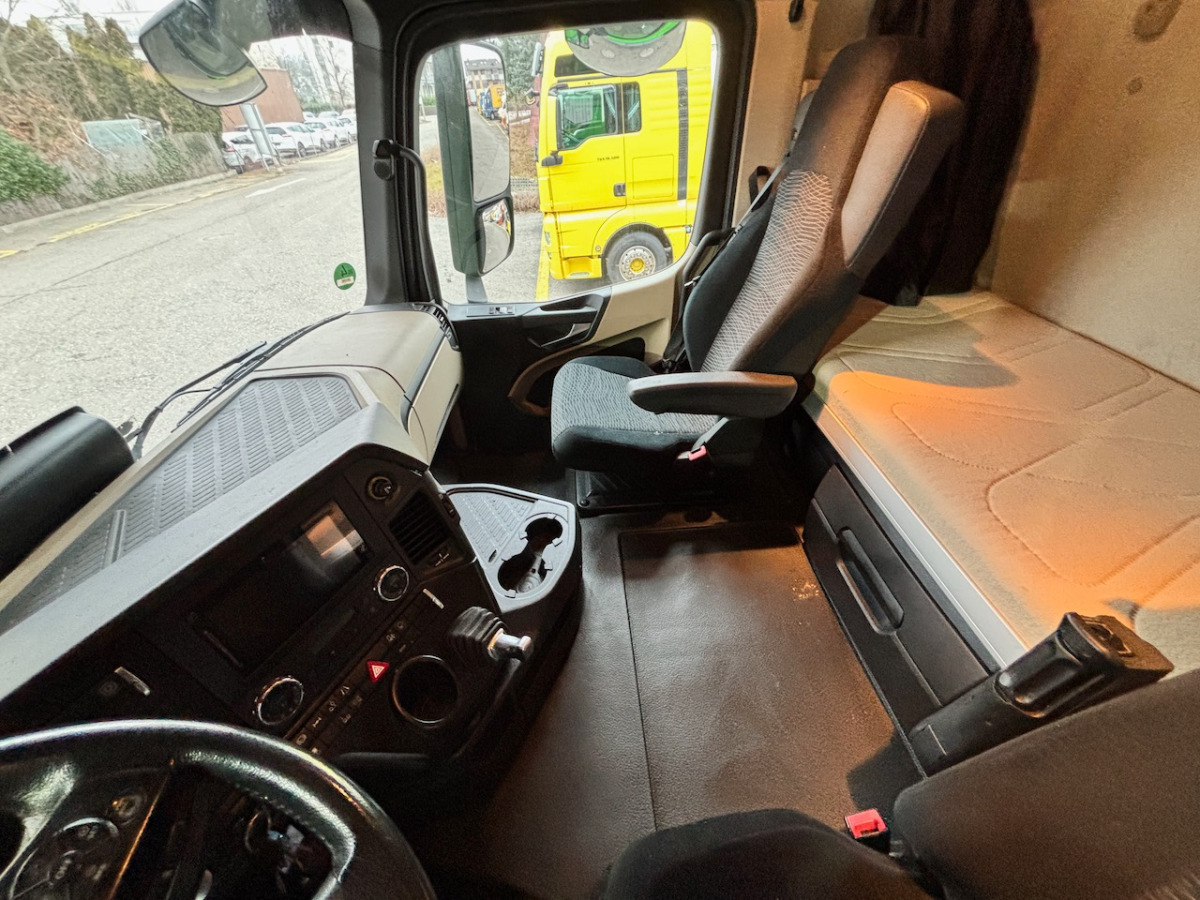 MERCEDES Actros 2543 6x2 - Camion porte-conteneur/ Caisse mobile: photos 5 MERCEDES Actros 2543 6x2 - Camion porte-conteneur/ Caisse mobile: photos 5