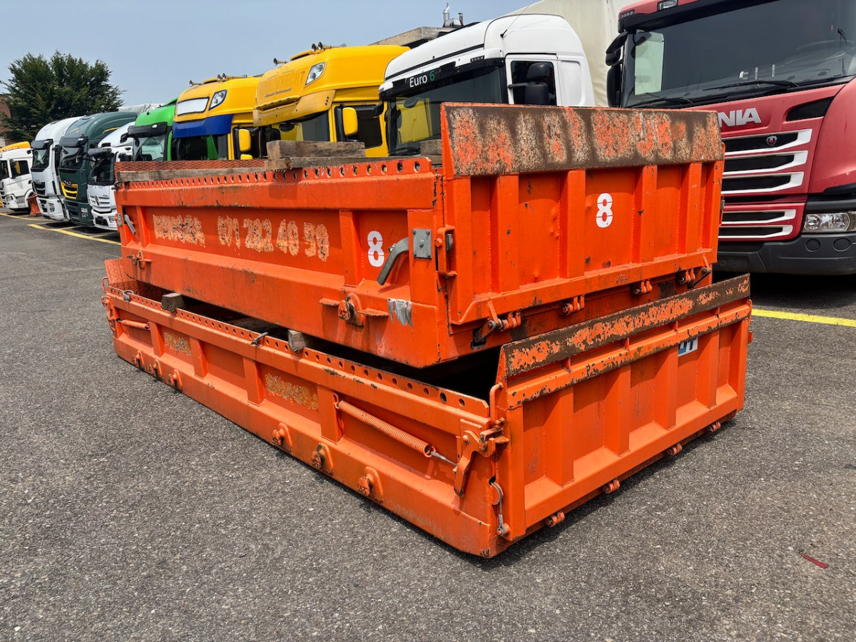 Marke UT Absetzmulde - Benne pour poids lourds: photos 1 Marke UT Absetzmulde - Benne pour poids lourds: photos 1