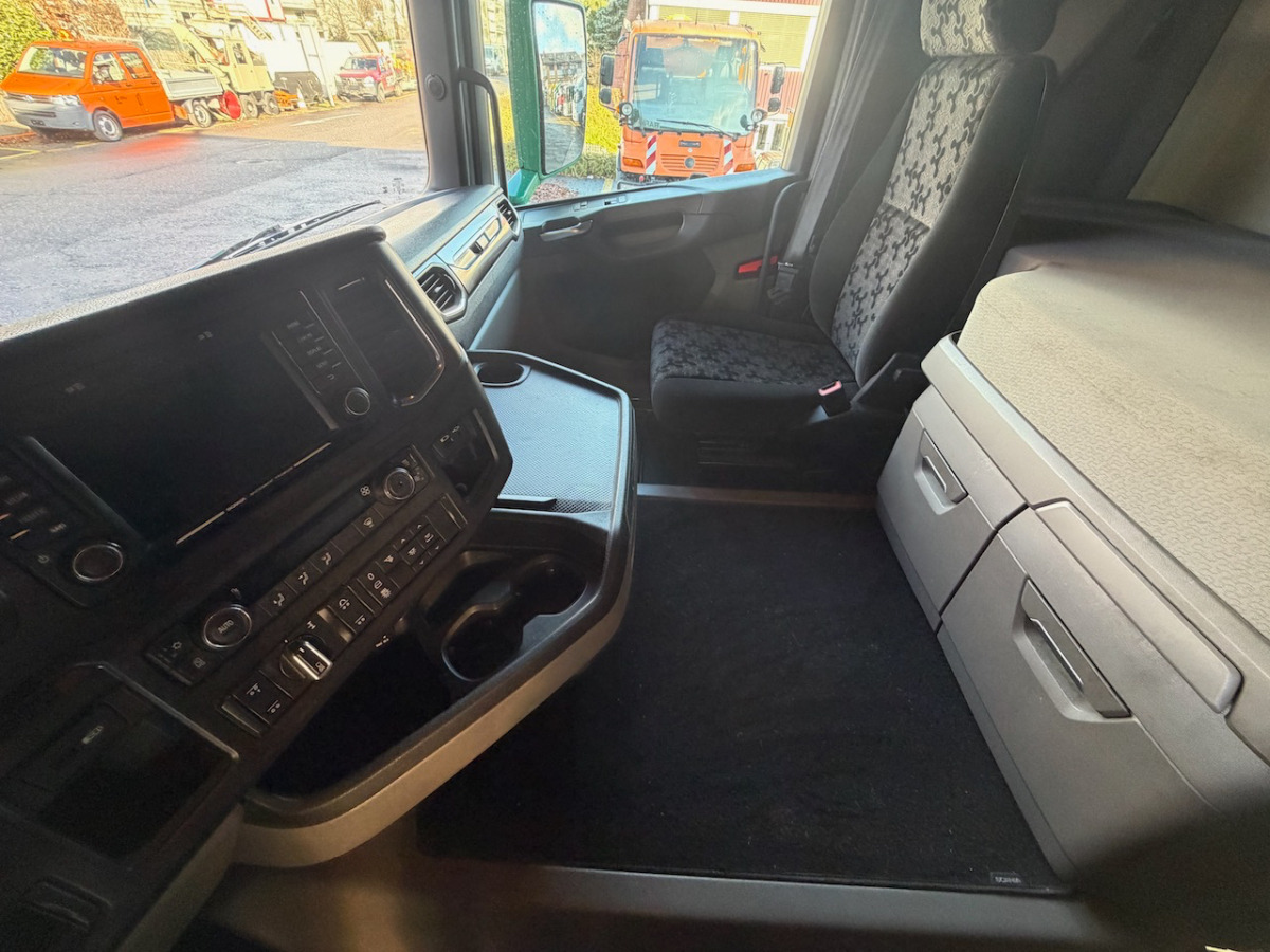 SCANIA R500 B 6x2 - Camion grue: photos 5 SCANIA R500 B 6x2 - Camion grue: photos 5