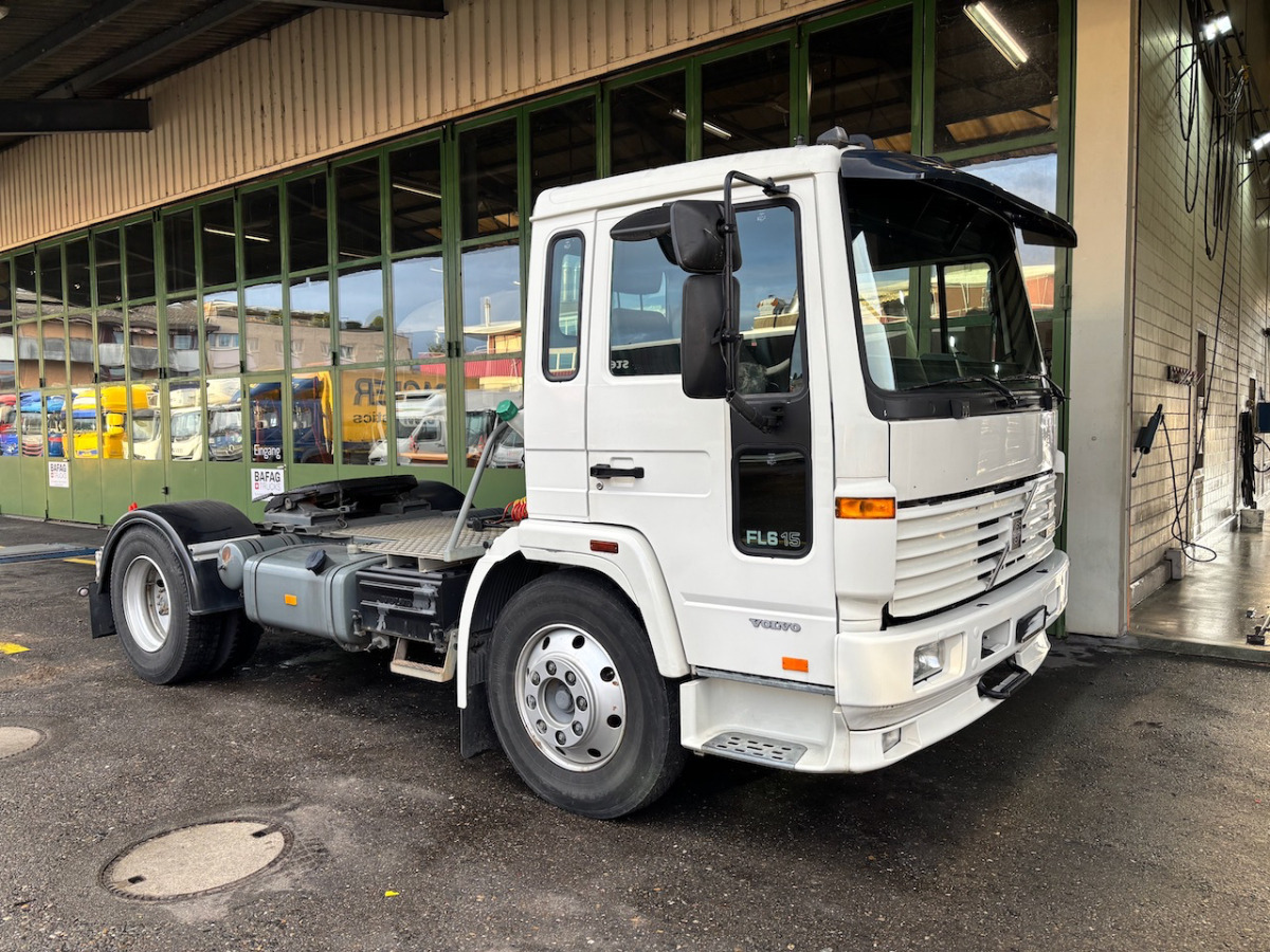 VOLVO FL6H615 - Tracteur routier: photos 1 VOLVO FL6H615 - Tracteur routier: photos 1
