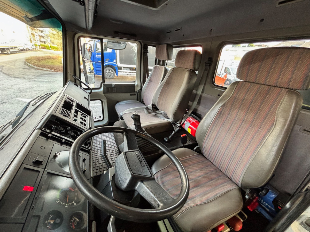 VOLVO FL6H615 - Tracteur routier: photos 3 VOLVO FL6H615 - Tracteur routier: photos 3