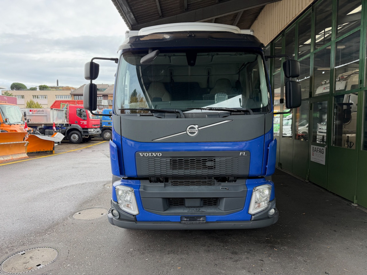 VOLVO FL-280  4x2R - Camion fourgon: photos 3 VOLVO FL-280  4x2R - Camion fourgon: photos 3