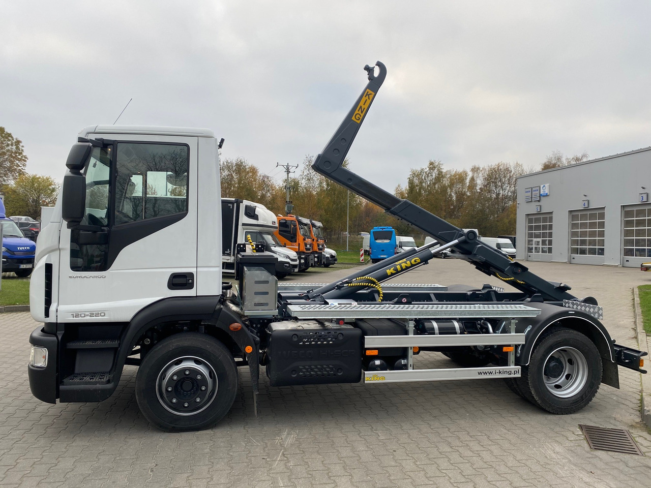 Iveco Eurocargo 120-220 ML120E22/P - Camion ampliroll: photos 1 Iveco Eurocargo 120-220 ML120E22/P - Camion ampliroll: photos 1
