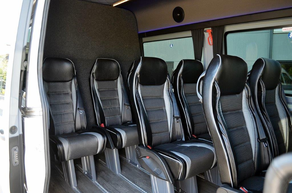 Mercedes 319 L3H2 9-Sitzer - Utilitaire double cabine: photos 4 Mercedes 319 L3H2 9-Sitzer - Utilitaire double cabine: photos 4