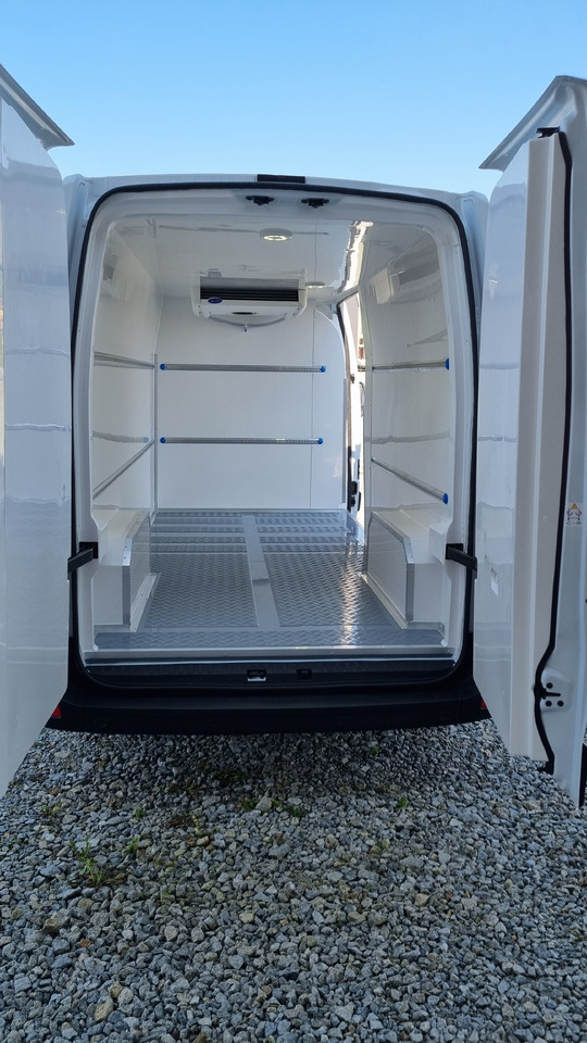 Renault Master L3H2 Tiefkühlkasten -18°C - Véhicule utilitaire frigorifique: photos 2 Renault Master L3H2 Tiefkühlkasten -18°C - Véhicule utilitaire frigorifique: photos 2