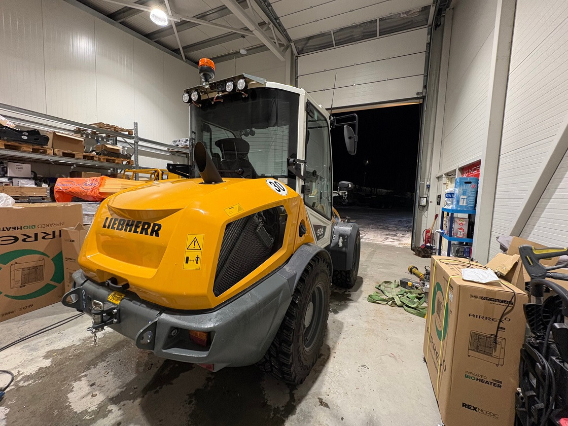 LIEBHERR L506C - Chargeuse sur pneus: photos 4 LIEBHERR L506C - Chargeuse sur pneus: photos 4