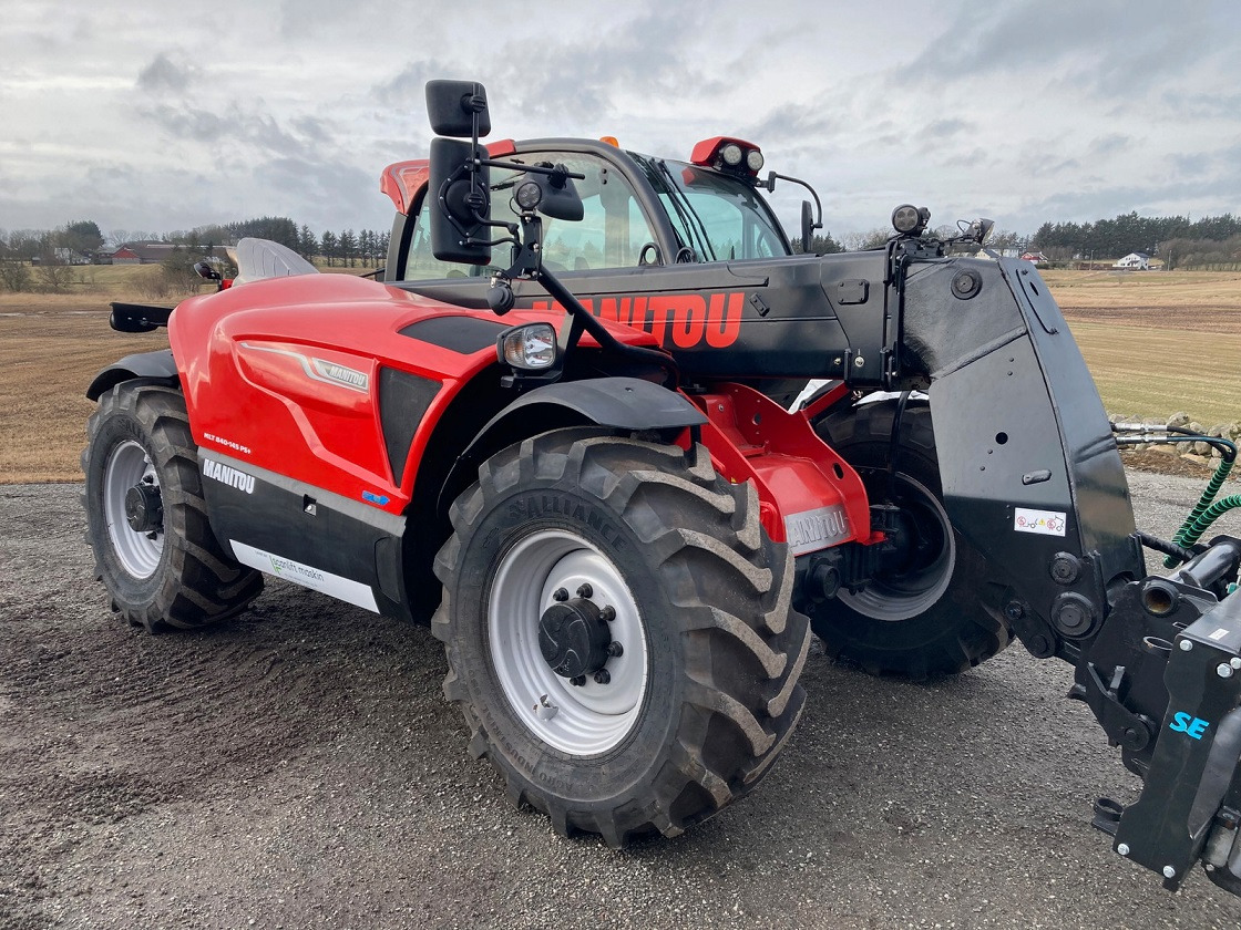 Manitou MLT840-145 PS - Chargeuse sur pneus télescopique: photos 1 Manitou MLT840-145 PS - Chargeuse sur pneus télescopique: photos 1