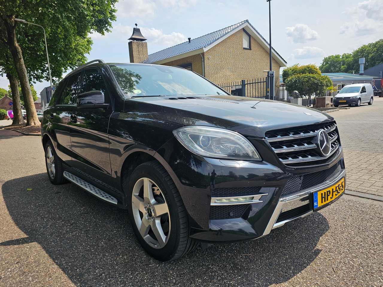 Mercedes Benz ML 350 Bluetec AMG - SUV: photos 4 Mercedes Benz ML 350 Bluetec AMG - SUV: photos 4