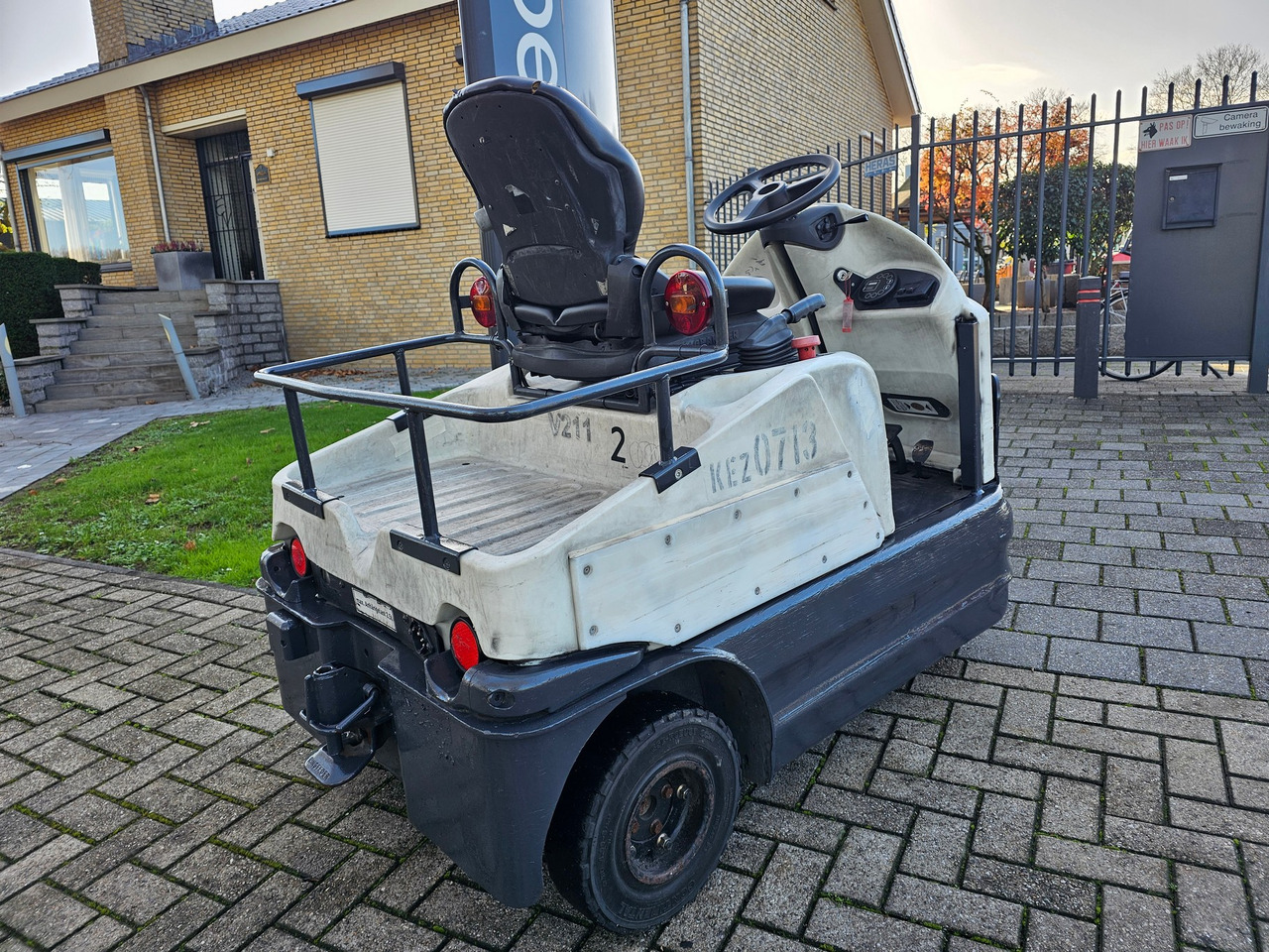 Still R06 Electro - Chariot tracteur: photos 4 Still R06 Electro - Chariot tracteur: photos 4