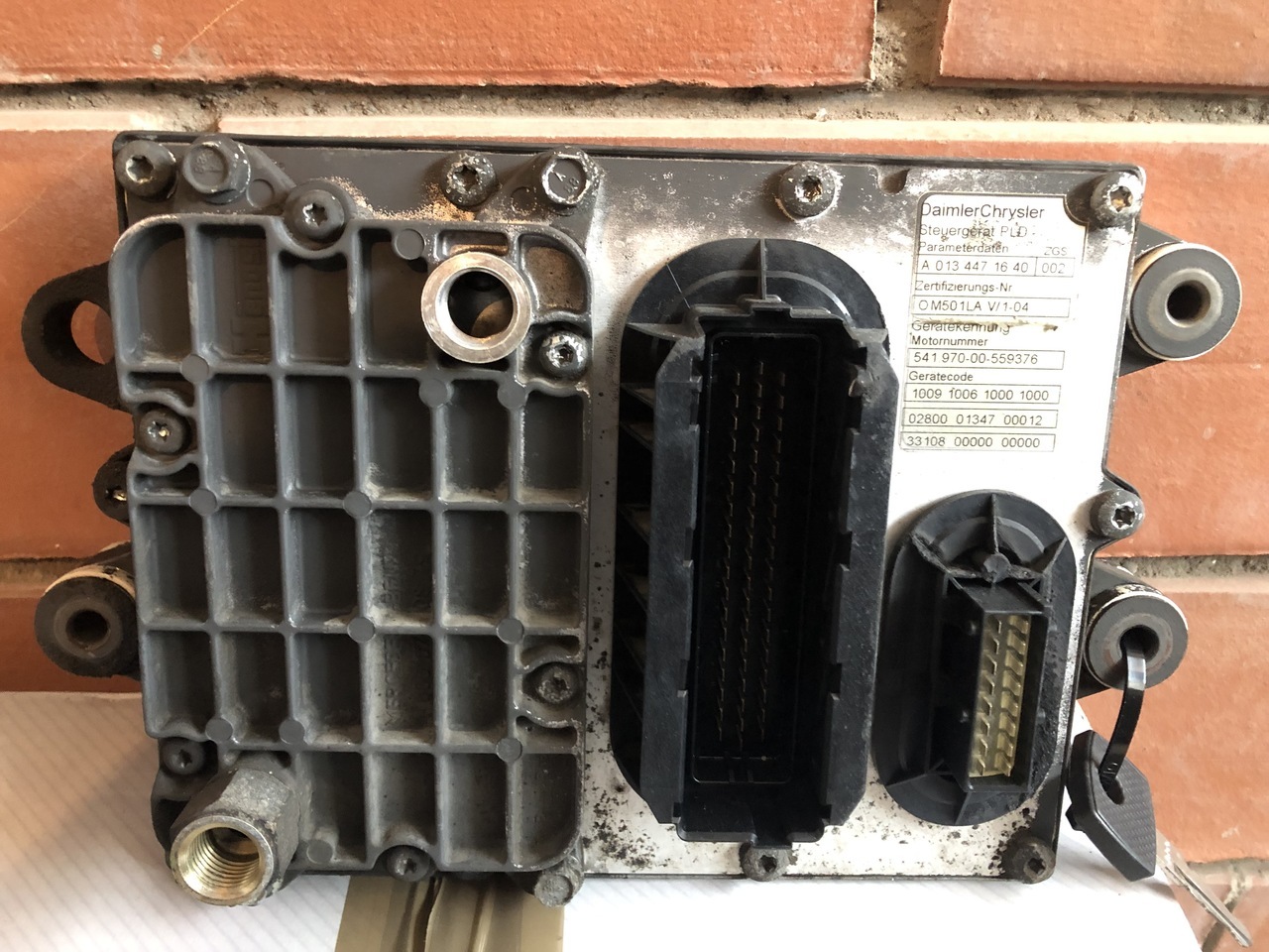 CONTROL UNIT ACTROS-ATEGO OM 501LA-OM904LA-OM906LA - Bloc de gestion pour Camion: photos 1 CONTROL UNIT ACTROS-ATEGO OM 501LA-OM904LA-OM906LA - Bloc de gestion pour Camion: photos 1