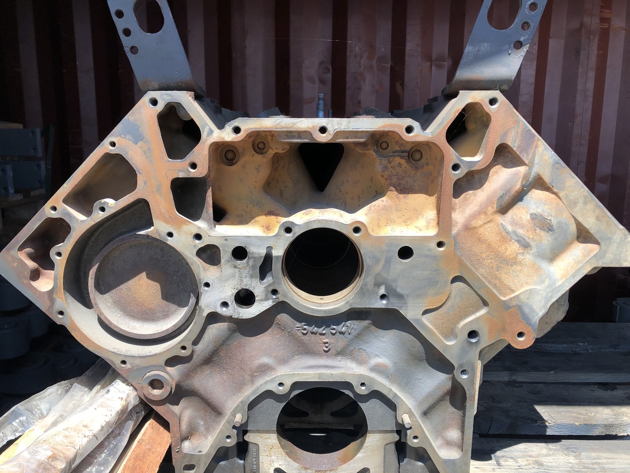 CRANKCASE-CRANKSHAFT ACTROS EURO2-3-4-5 - Bloc-cylindres pour Camion: photos 3 CRANKCASE-CRANKSHAFT ACTROS EURO2-3-4-5 - Bloc-cylindres pour Camion: photos 3