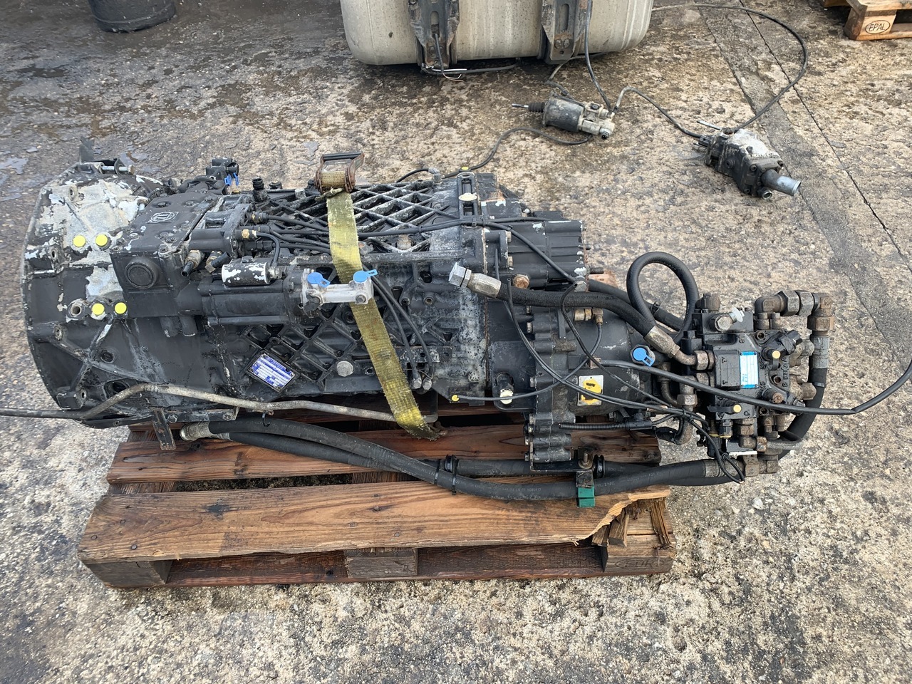 GEARBOX 16S2523 MAN TGA - Boîte de vitesse pour Camion: photos 1 GEARBOX 16S2523 MAN TGA - Boîte de vitesse pour Camion: photos 1