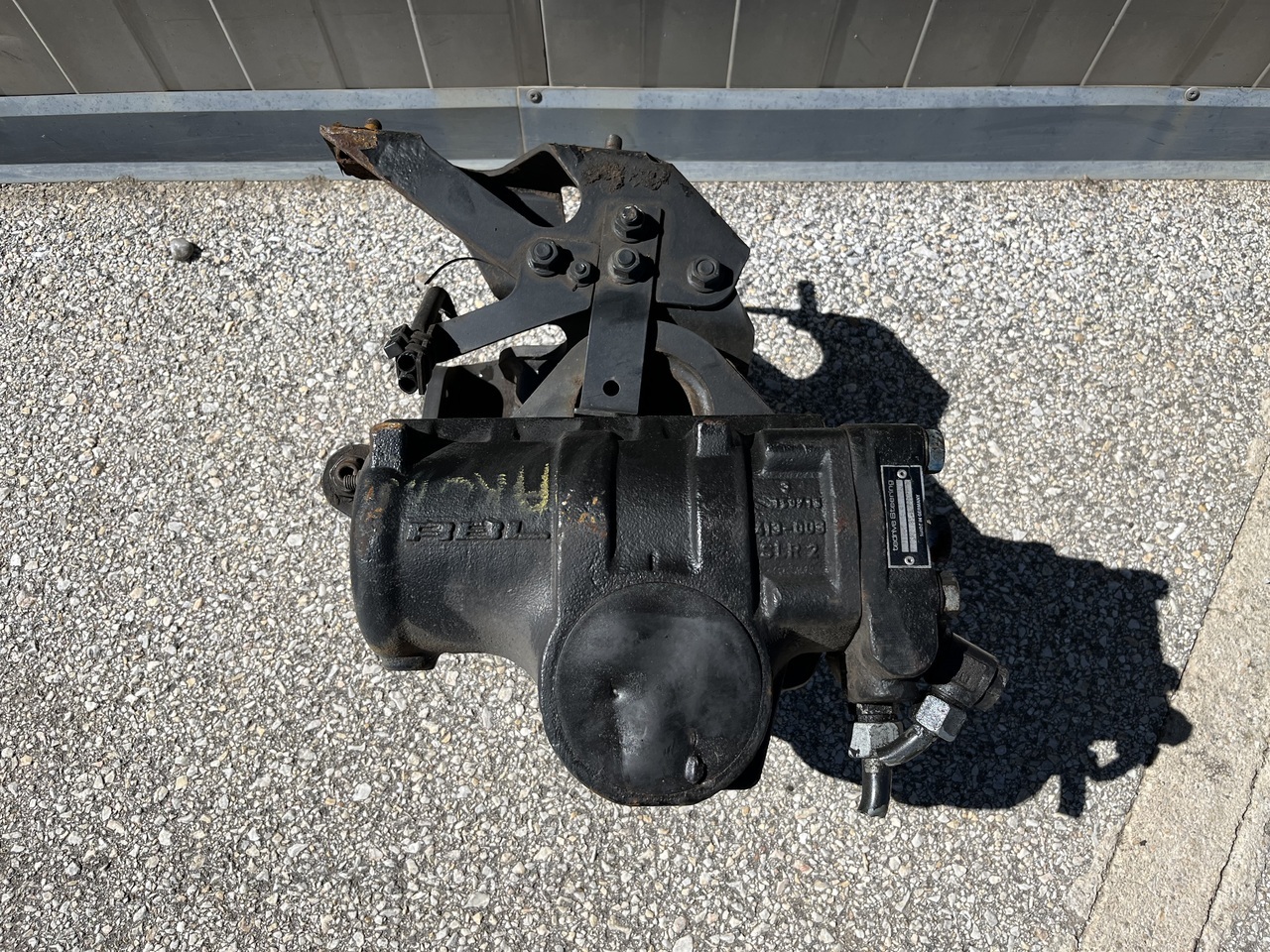 STEERING GEAR RBL C300 MAN TGL - Commande de gouvernail pour Camion: photos 1 STEERING GEAR RBL C300 MAN TGL - Commande de gouvernail pour Camion: photos 1