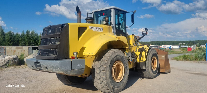 New Holland W270 - Chargeuse sur pneus: photos 3 New Holland W270 - Chargeuse sur pneus: photos 3