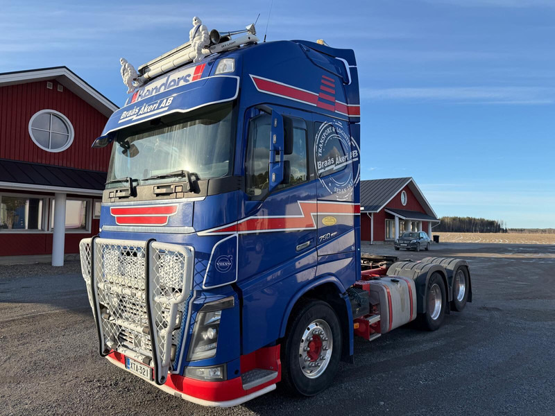 Volvo FH750 - Tracteur routier: photos 2 Volvo FH750 - Tracteur routier: photos 2