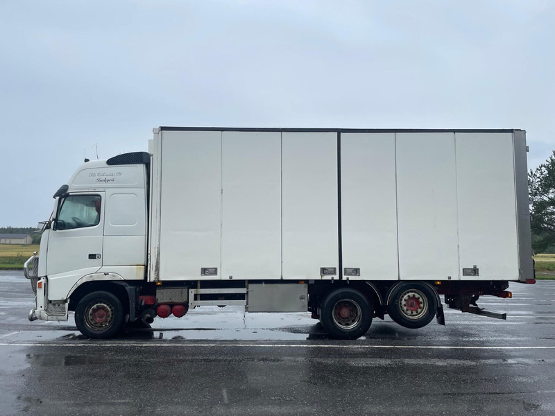 Volvo FH500 Globe XL - Camion fourgon: photos 5 Volvo FH500 Globe XL - Camion fourgon: photos 5