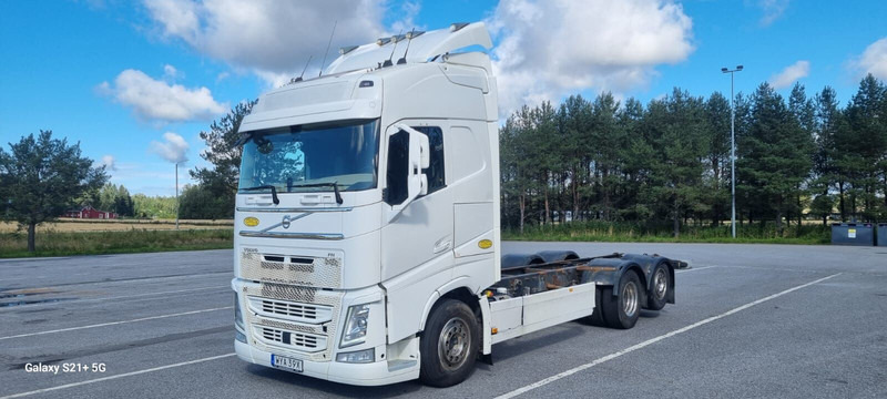 Volvo FH540 - Châssis cabine: photos 2 Volvo FH540 - Châssis cabine: photos 2