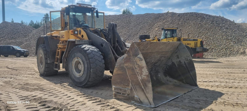 Volvo L220E - Chargeuse sur pneus: photos 1 Volvo L220E - Chargeuse sur pneus: photos 1