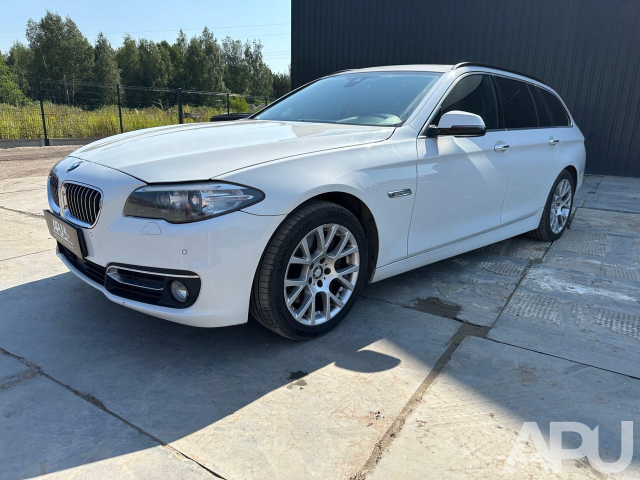 BMW 535D XDRIVE F11 - Voiture: photos 1 BMW 535D XDRIVE F11 - Voiture: photos 1