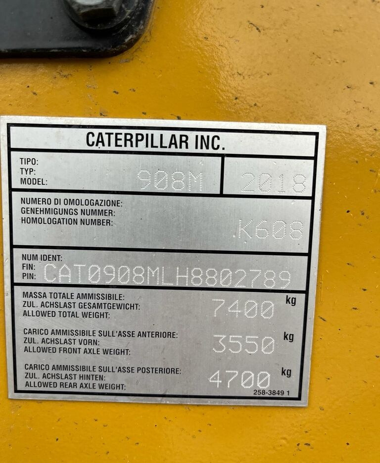 Caterpillar 908M - Chargeuse sur pneus: photos 5 Caterpillar 908M - Chargeuse sur pneus: photos 5