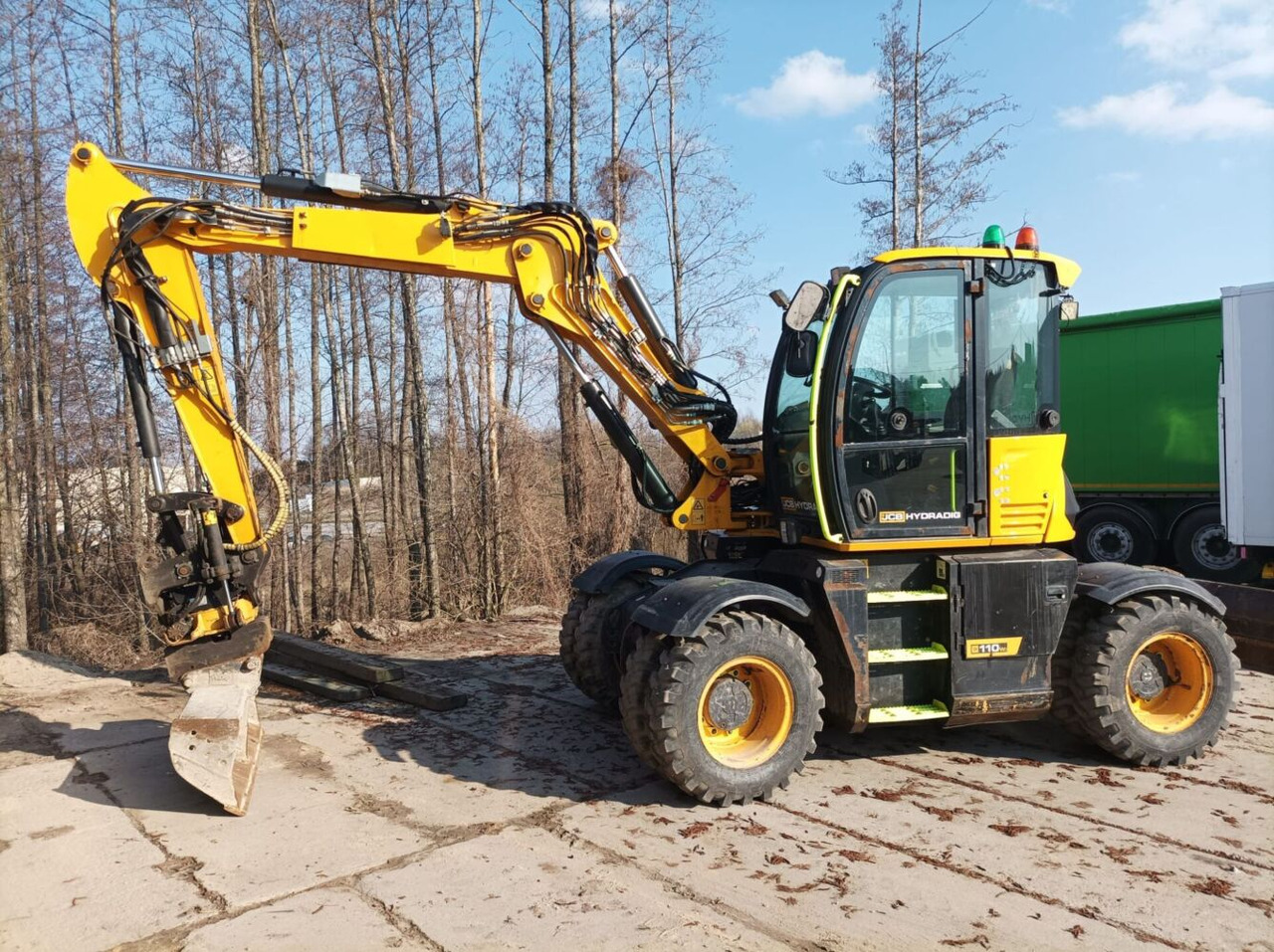 JCB HD110WT T4 - Pelle sur pneus: photos 2 JCB HD110WT T4 - Pelle sur pneus: photos 2