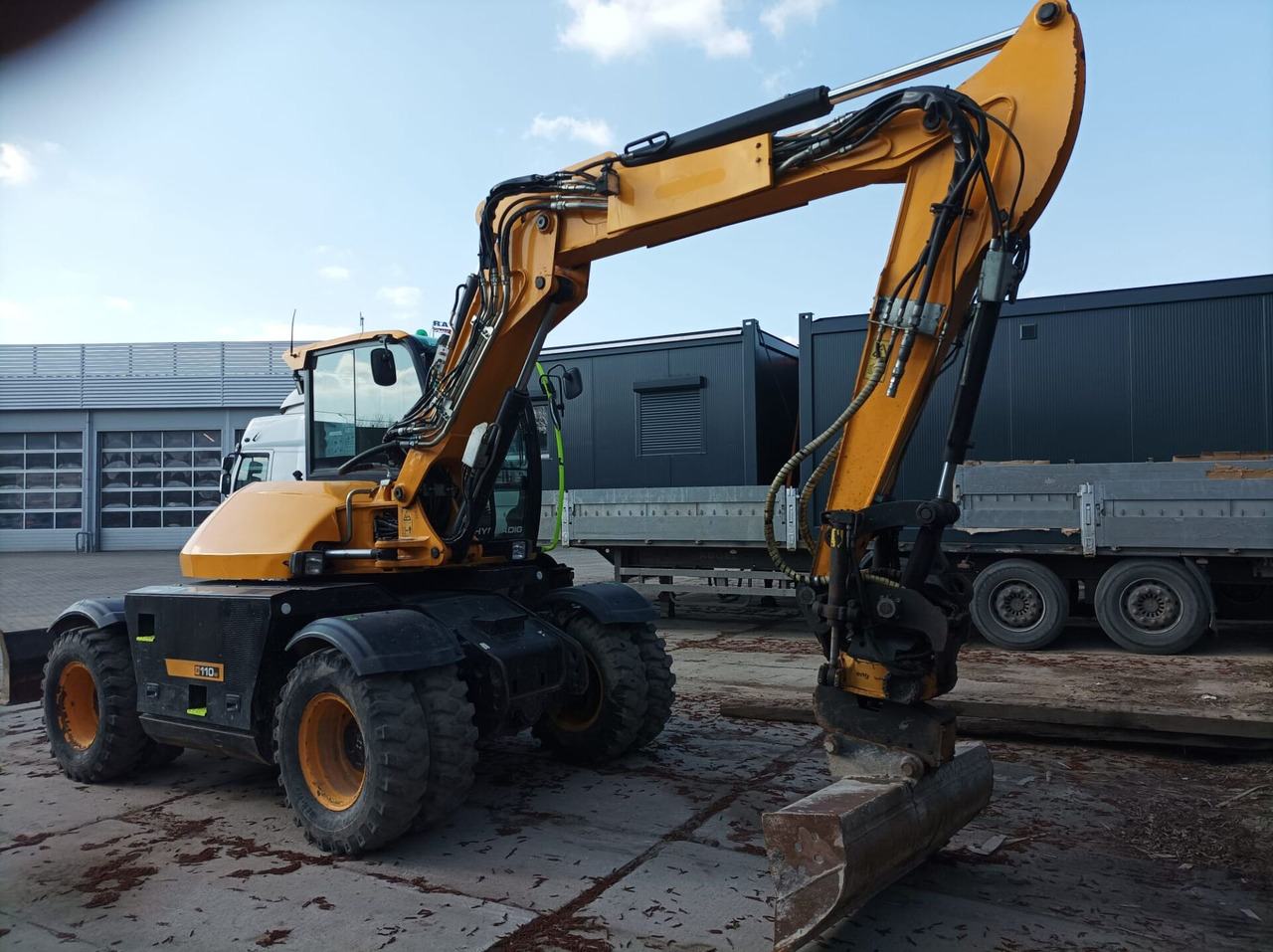 JCB HD110WT T4 - Pelle sur pneus: photos 4 JCB HD110WT T4 - Pelle sur pneus: photos 4