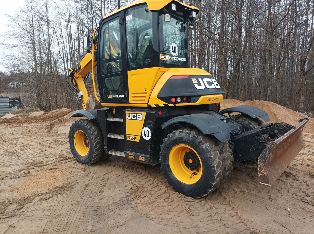 JCB HD110WT T4F - Mini pelle: photos 1 JCB HD110WT T4F - Mini pelle: photos 1
