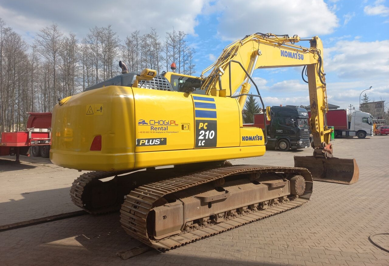 Komatsu Komatsu PC 210LC-10 - Pelle sur chenille: photos 3 Komatsu Komatsu PC 210LC-10 - Pelle sur chenille: photos 3