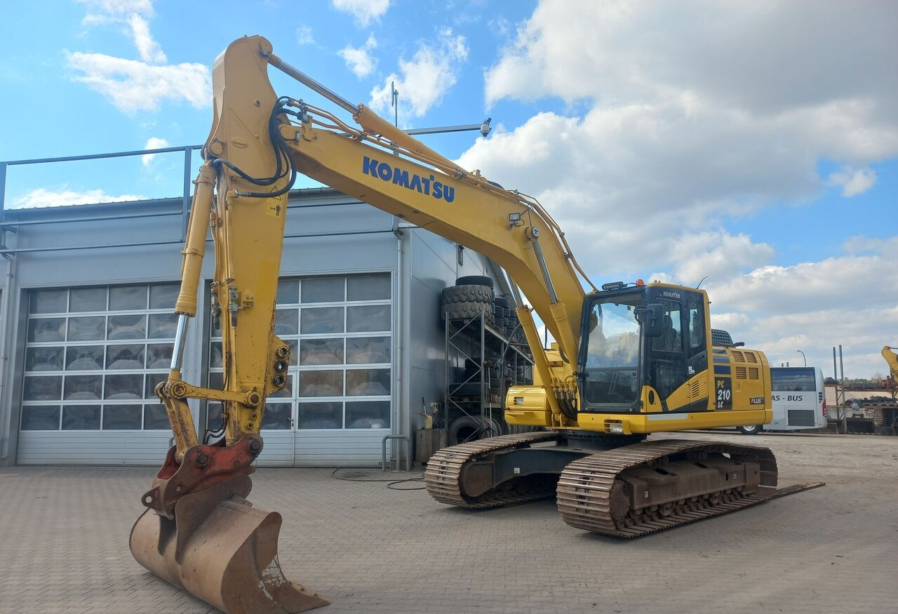 Komatsu Komatsu PC 210LC-10 - Pelle sur chenille: photos 1 Komatsu Komatsu PC 210LC-10 - Pelle sur chenille: photos 1