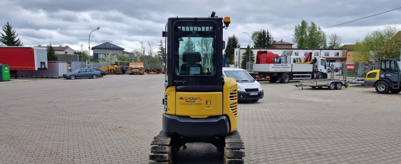Komatsu PC26MR-3 - Mini pelle: photos 4 Komatsu PC26MR-3 - Mini pelle: photos 4