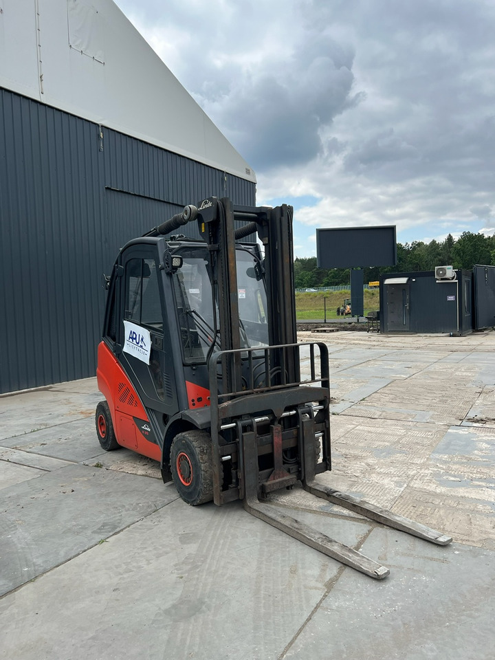 LINDE H25D-02 - Chariot élévateur: photos 4 LINDE H25D-02 - Chariot élévateur: photos 4