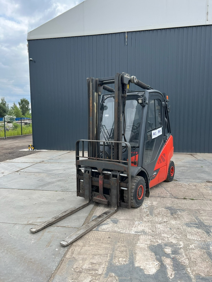 LINDE H25D-02 - Chariot élévateur: photos 2 LINDE H25D-02 - Chariot élévateur: photos 2