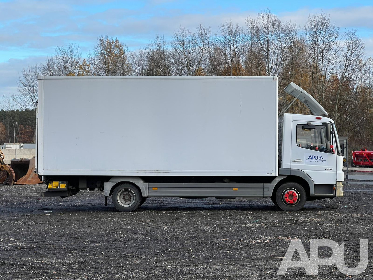 Mercedes-Benz ATEGO 818 winda - Camion fourgon: photos 4 Mercedes-Benz ATEGO 818 winda - Camion fourgon: photos 4