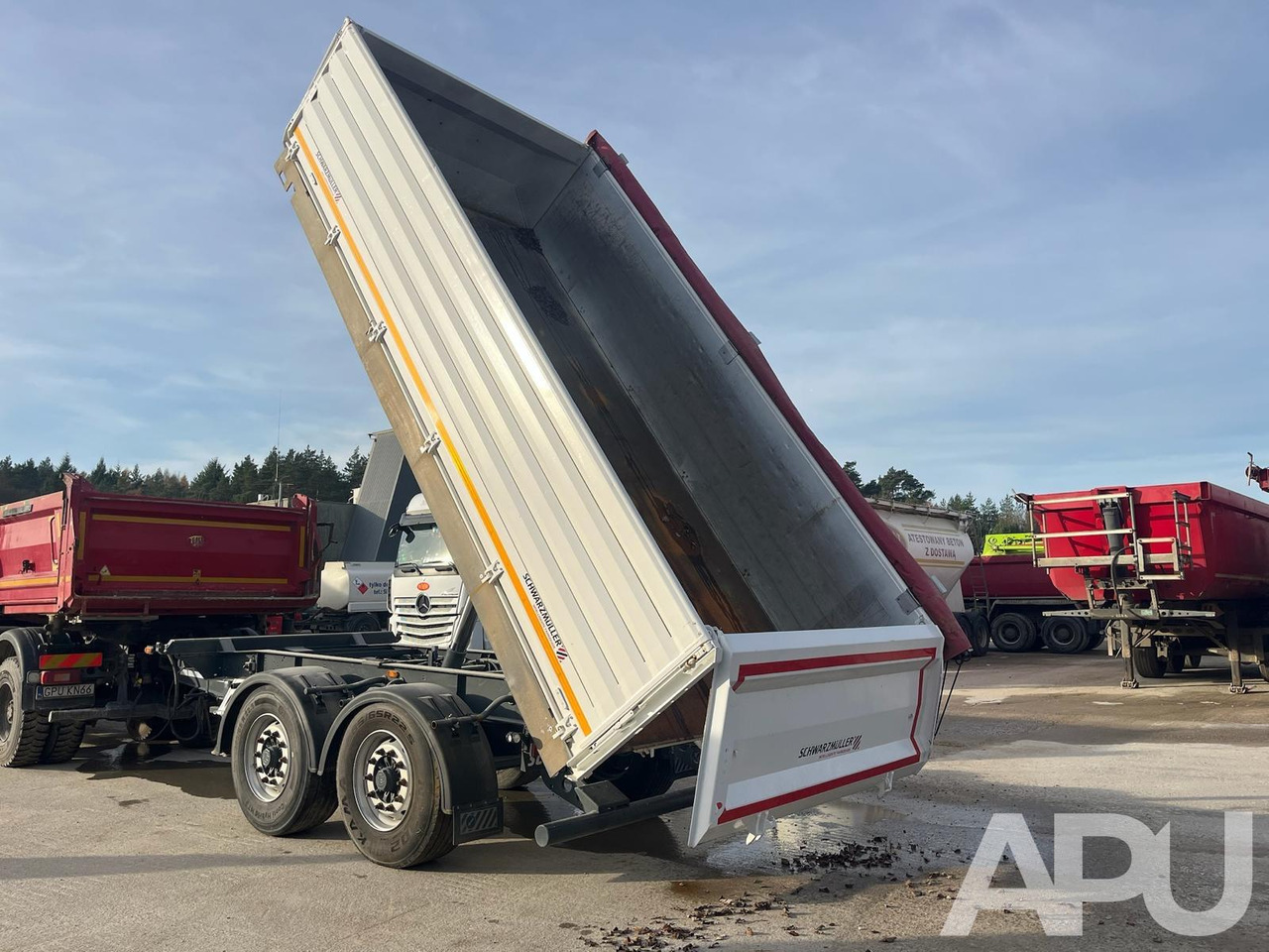 PRZYCZEPA SCHWARZMÜLLER - Remorque benne: photos 1 PRZYCZEPA SCHWARZMÜLLER - Remorque benne: photos 1