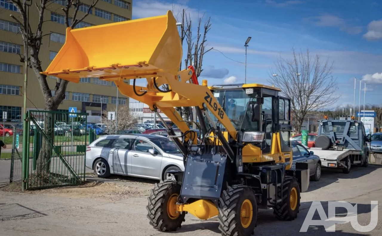 ZL 918 ładowarka kołowa FABRYCZNIE NOWA - Chargeuse sur pneus: photos 1 ZL 918 ładowarka kołowa FABRYCZNIE NOWA - Chargeuse sur pneus: photos 1
