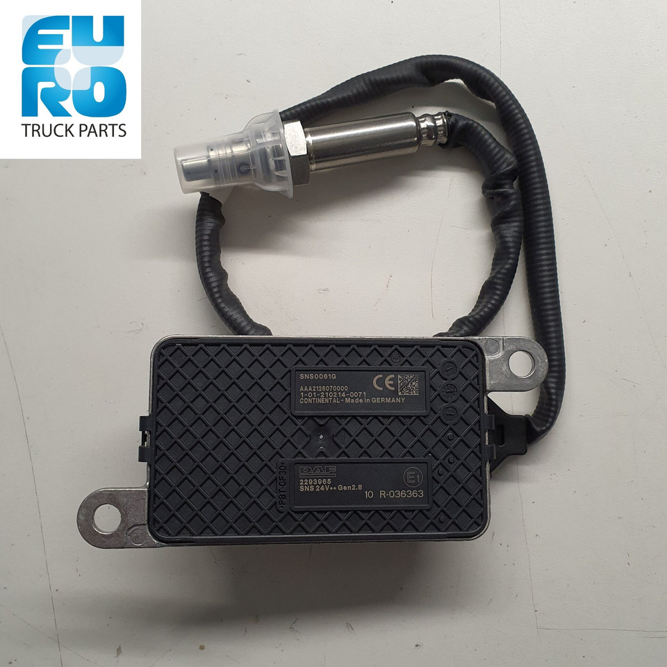 2293965 DAF NOX-SENSOR VOOR DE KATAYSATOR TUSSEN 01-2017 EN 12-2019 - Système d'échappement pour Camion: photos 1 2293965 DAF NOX-SENSOR VOOR DE KATAYSATOR TUSSEN 01-2017 EN 12-2019 - Système d'échappement pour Camion: photos 1