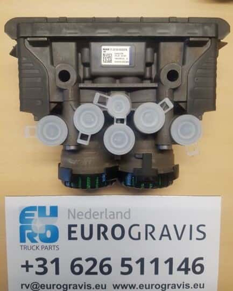 81521066068 EBS VALVE MAN 4x2 Euro 6 Knorr - Valve de frein pour Camion: photos 1 81521066068 EBS VALVE MAN 4x2 Euro 6 Knorr - Valve de frein pour Camion: photos 1