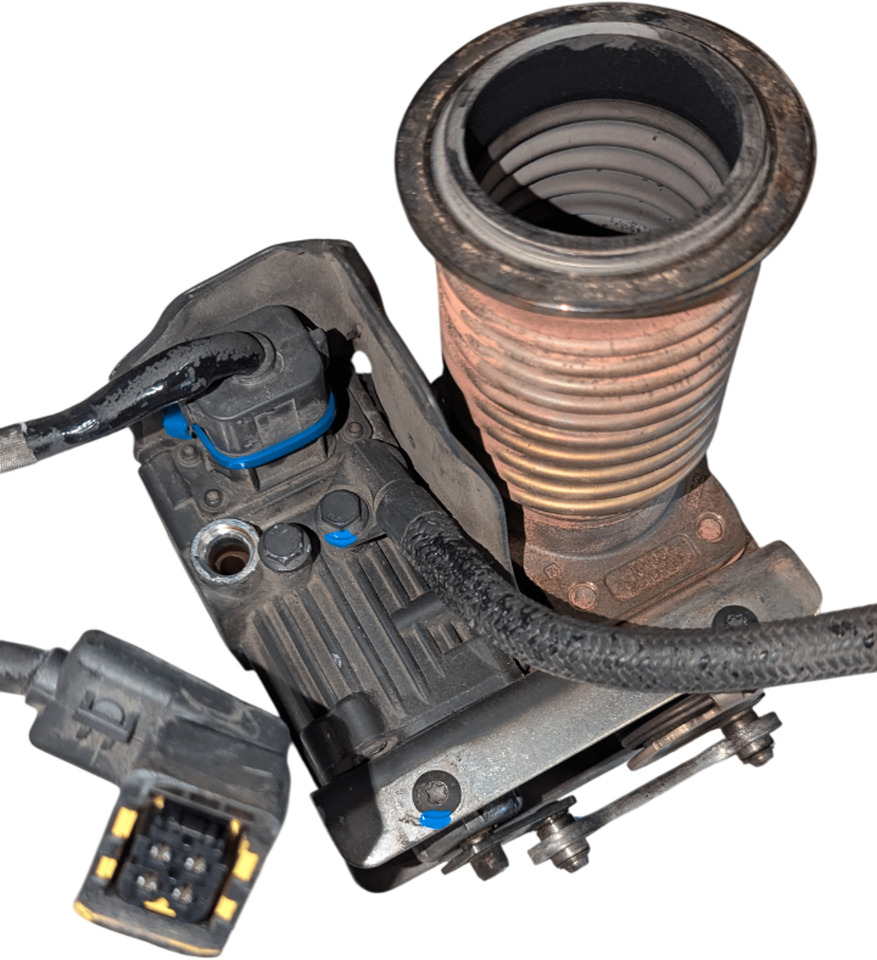 DAF EGR REGELKLEP | GEREVISEERD +STORTING | 2418868 - Refroidisseur EGR pour Camion: photos 4 DAF EGR REGELKLEP | GEREVISEERD +STORTING | 2418868 - Refroidisseur EGR pour Camion: photos 4