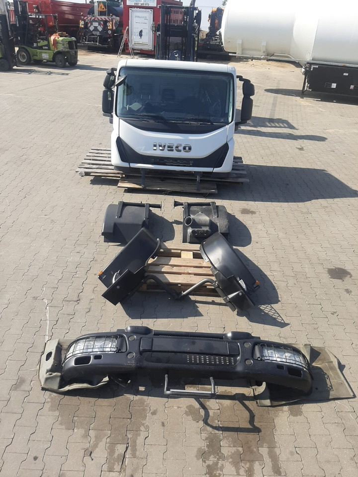 IVECO EUROCARGO 150-280 EURO 5-6 CABINE 4X4 NIEUW HANDMATIG 000135 - Cabine pour Camion: photos 4 IVECO EUROCARGO 150-280 EURO 5-6 CABINE 4X4 NIEUW HANDMATIG 000135 - Cabine pour Camion: photos 4