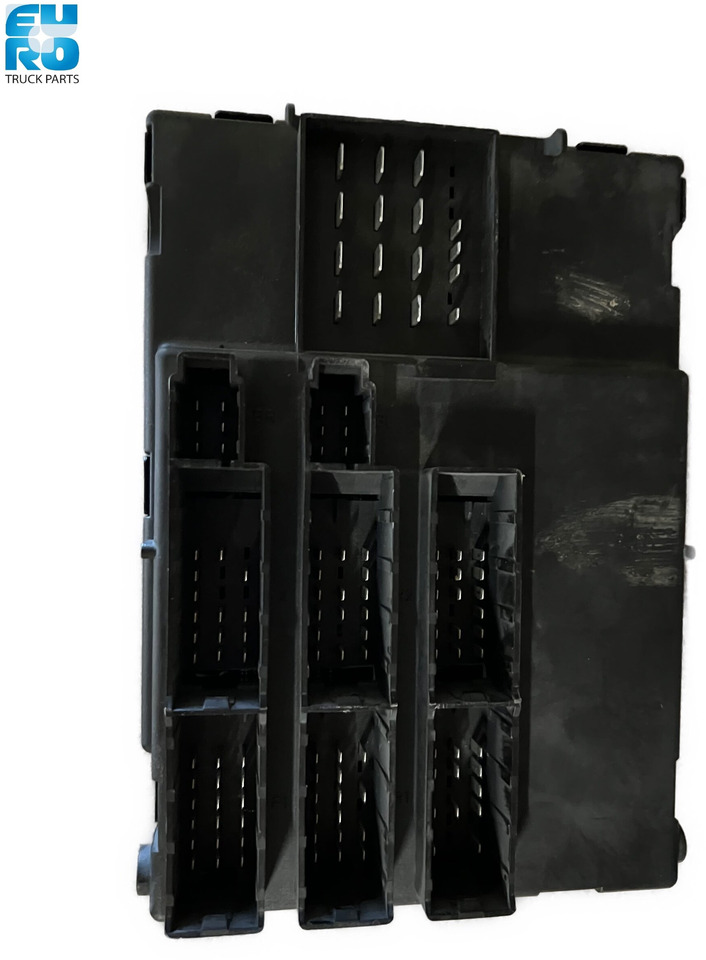 MAN ZBR2 ECU REGELEENHEID 81258067113GEBRUIKT 81258067113U - Bloc de gestion pour Camion: photos 2 MAN ZBR2 ECU REGELEENHEID 81258067113GEBRUIKT 81258067113U - Bloc de gestion pour Camion: photos 2