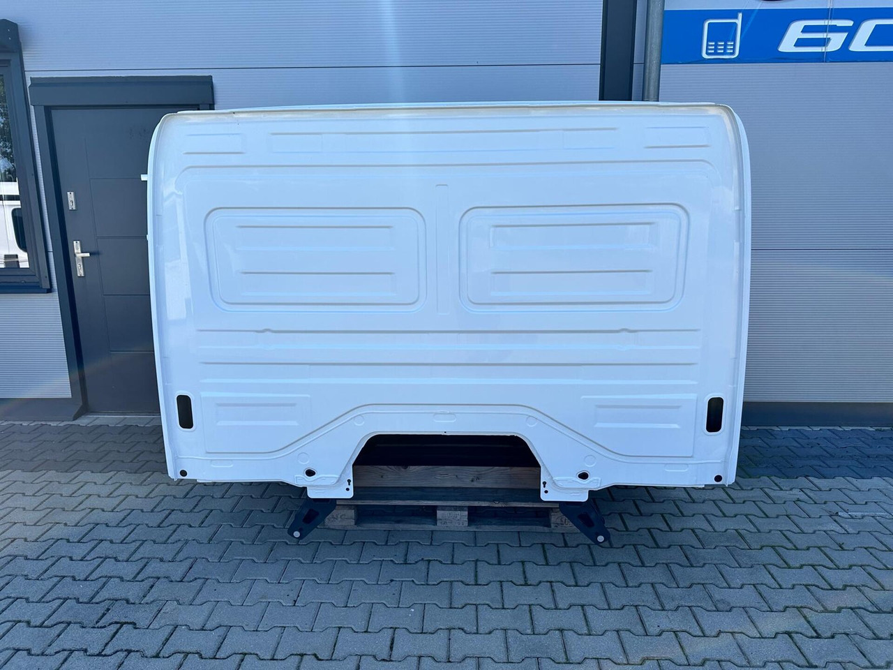 MB ATEGO CABINE EURO 6 TUNEL VOOR 6 CYL.MOTOR ALLEEN FRAME 000074B - Cabine pour Camion: photos 4 MB ATEGO CABINE EURO 6 TUNEL VOOR 6 CYL.MOTOR ALLEEN FRAME 000074B - Cabine pour Camion: photos 4