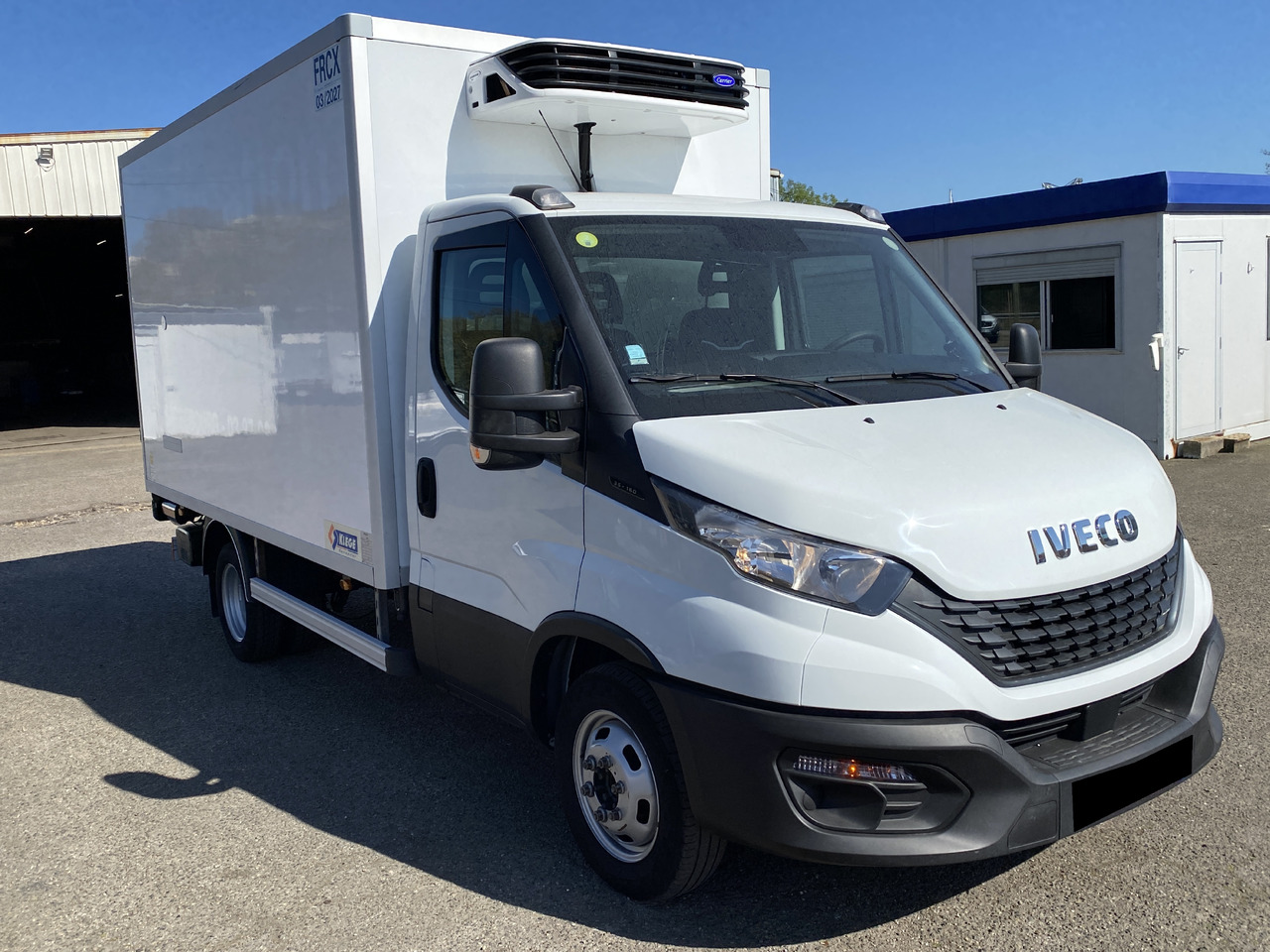 IVECO Daily frigorifique Hayon - Véhicule utilitaire frigorifique: photos 1 IVECO Daily frigorifique Hayon - Véhicule utilitaire frigorifique: photos 1