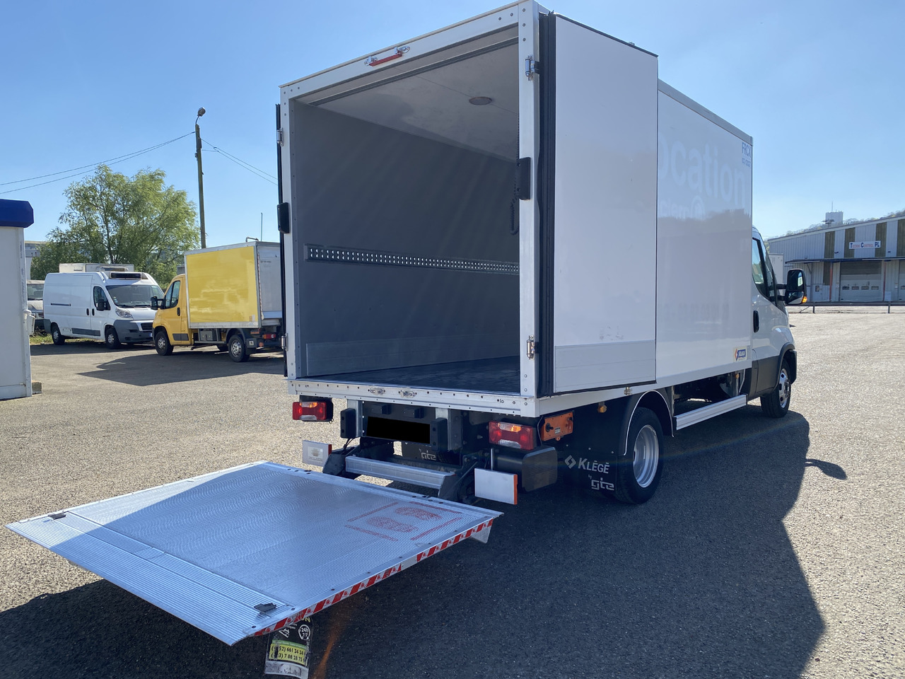 IVECO Daily frigorifique Hayon - Véhicule utilitaire frigorifique: photos 4 IVECO Daily frigorifique Hayon - Véhicule utilitaire frigorifique: photos 4