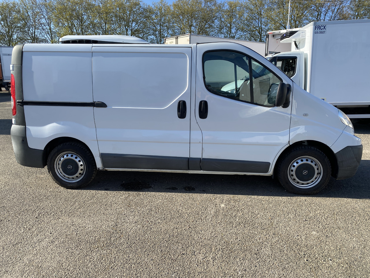 RENAULT trafic frigo - Véhicule utilitaire frigorifique: photos 2 RENAULT trafic frigo - Véhicule utilitaire frigorifique: photos 2